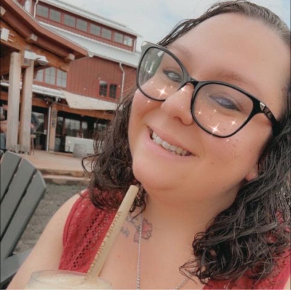 Meet your Posher, Amanda